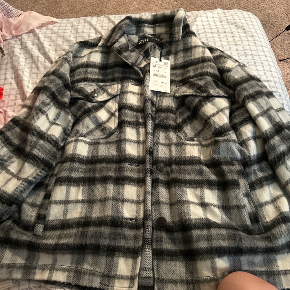 Zara Shacket - Picture 2 of 3